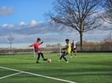 Training ST D.Z.C. '09/S.K.N.W.K. JO15-1 van zaterdag 11 januari 2025 (94/148)